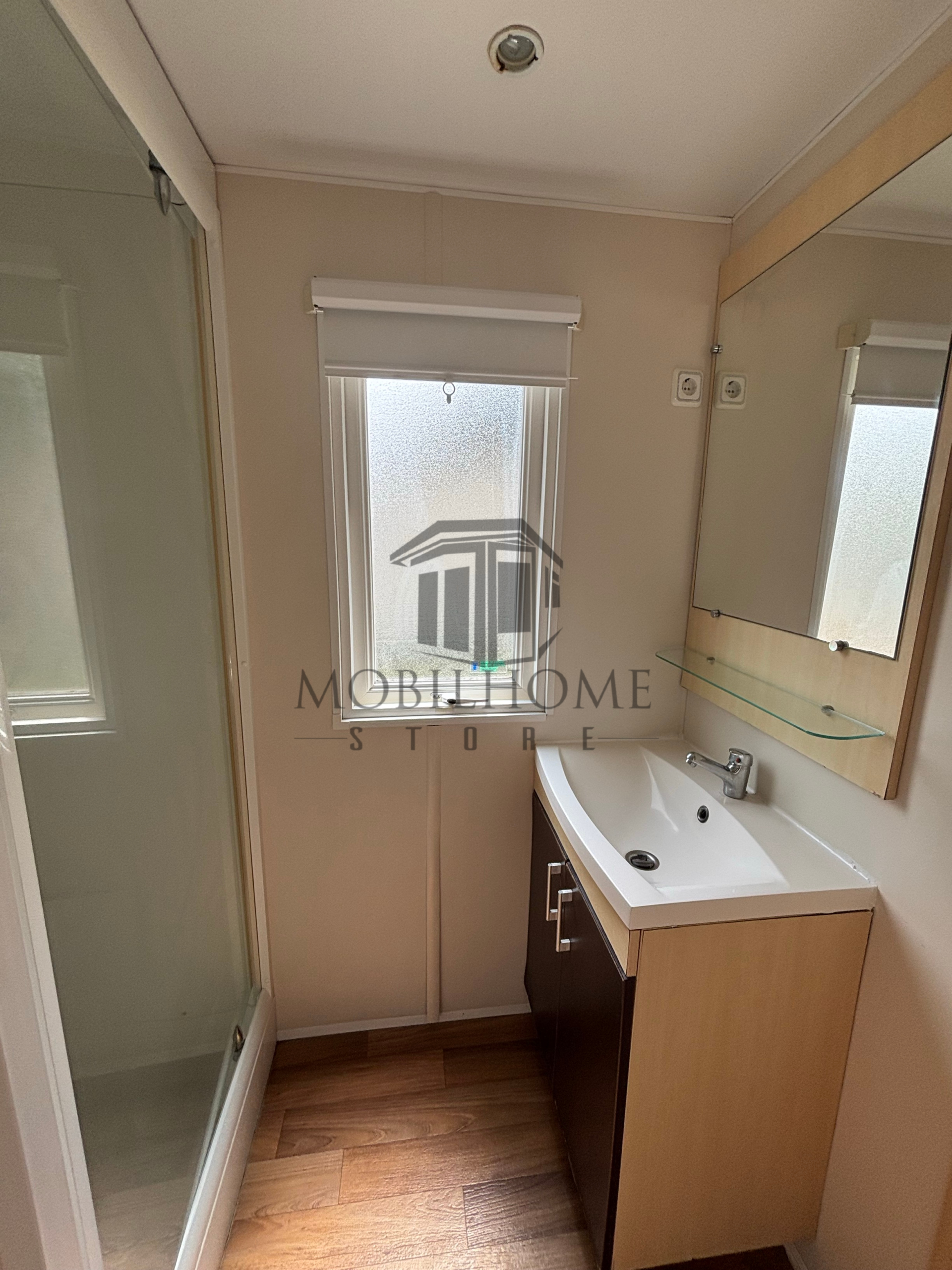 Salle d'eau du mobil-home IRM APPOLON
