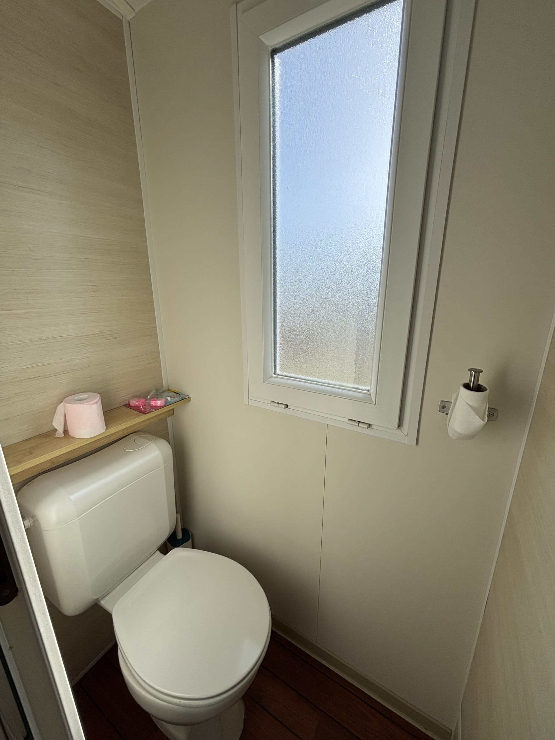 Toilette du mobil-home BASILIC