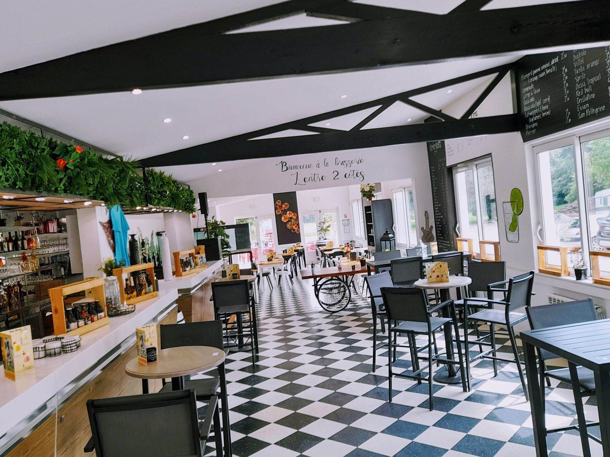 Intérieur de la brasserie